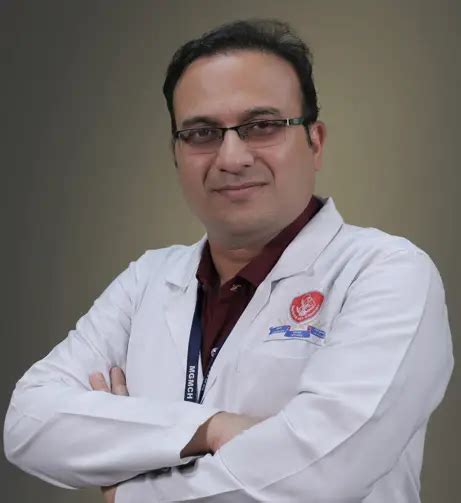Ganglion cyst (Plastic Surgery) | Ailments - MGMCH, Jaipur