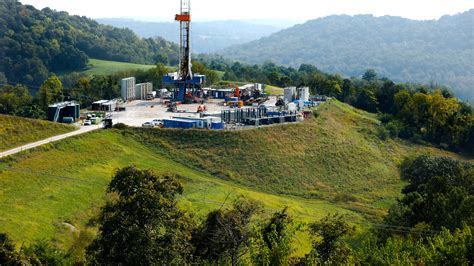 Go Long: Exxon, EOG Extend Permian Laterals, Lead US Onshore Drilling ...