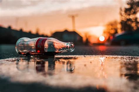 Coca-Cola Marketing Strategy: Branding, Growth & Global Success Explained