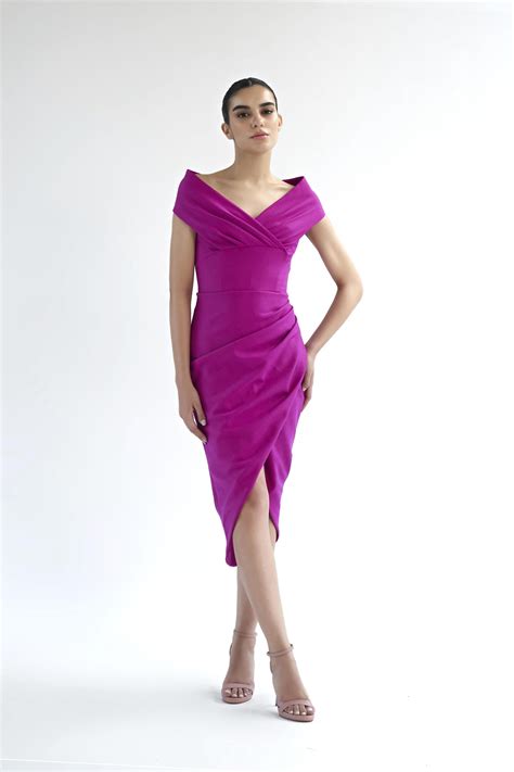 Corseted Luna Midi – Gauri and Nainika