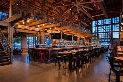 TAP & BARREL - SHIPYARDS, North Vancouver - Menu, Prices & Restaurant ...