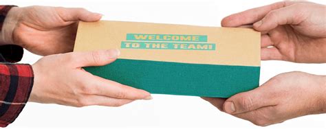 Cheersville New Employee Welcome Gift Set - India | Ubuy