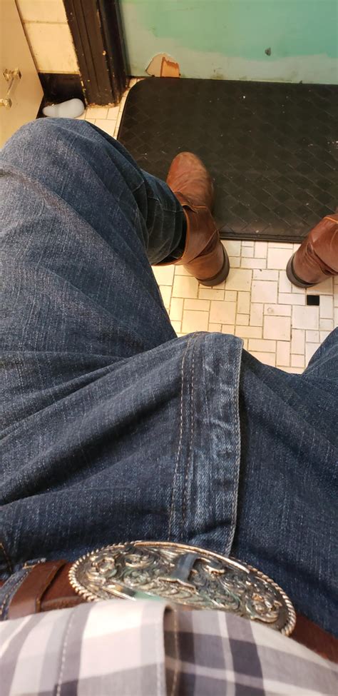 Boner Pants Bulge : r/Bulges