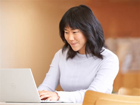 Employee Communication Platform | Microsoft Viva Engage