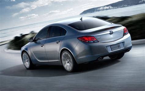 2011 Buick Regal photos - 2/6 - The Car Guide