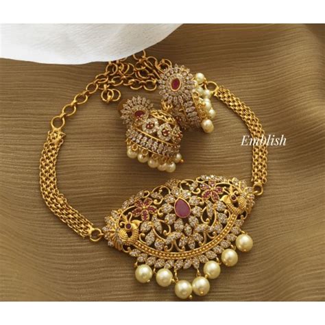 Neckpiece| Emblish