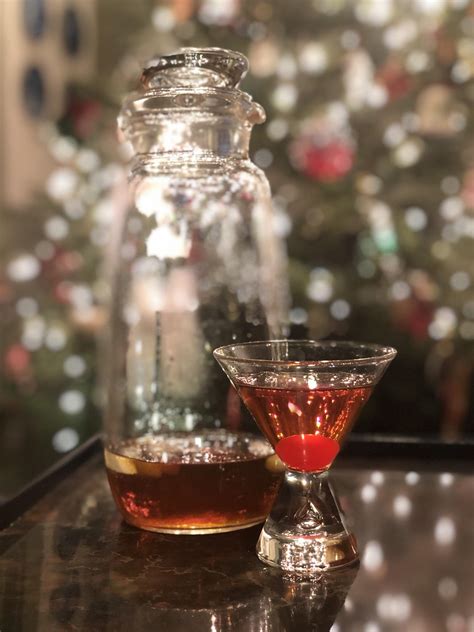 Christmas Manhattan : r/cocktails