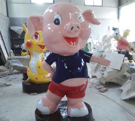 玻璃钢生肖猪雕塑-方圳雕塑厂