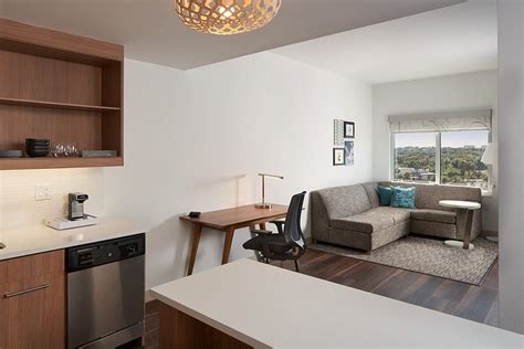 ELEMENT ORLANDO INTERNATIONAL DRIVE (Williamsburg) - Hotel Reviews ...