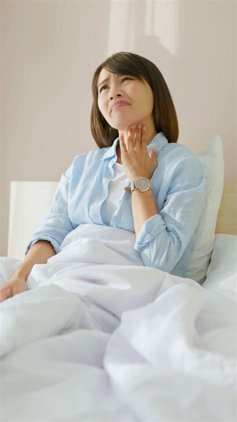 Best Home Remedies For Dry Throat