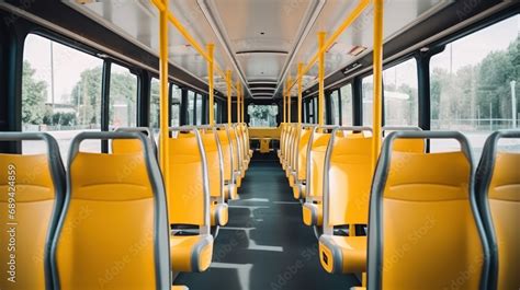 Bus Inside 的图像结果