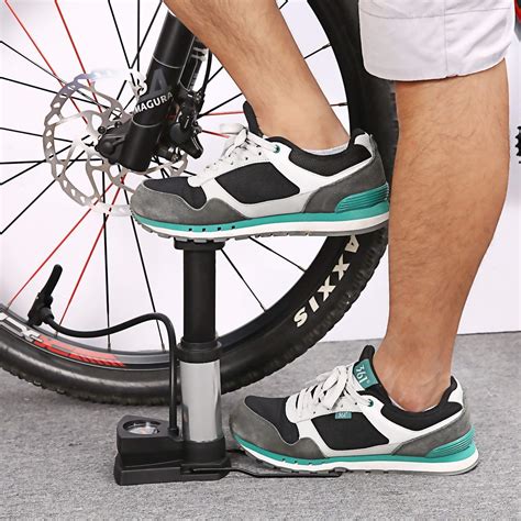 AKUGA 230 psi Foot Pump Portable Bike Pump Foot Activated Floor Pump ...