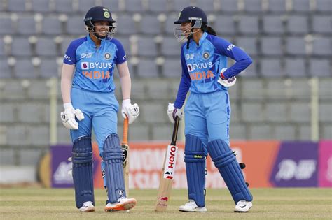 Shafali Verma and Smriti Mandhana added an attacking 96 at the top ...