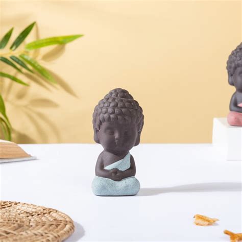 Monk Showpiece Set Of 4 Online - Premium Decor Object | Nestasia