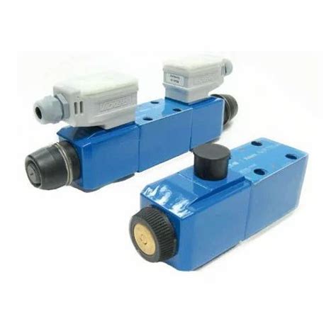 https://5.imimg.com/data5/SELLER/Default/2022/6/EQ/PS/PW/2570829/vickers-hydraulic-valve-500x500.jpg