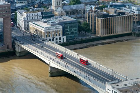 London Bridge: the Oldest Bridge in London - We Build Value