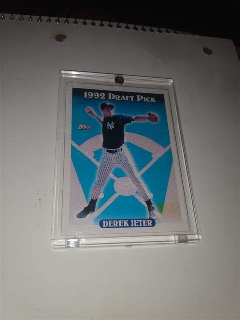 Derek Jeter Baseball 的图像结果