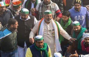 किसान नेताओं के खिलाफ लुकआउट नोटिस जारी, लाल किले में हिंसा करने वालों ...