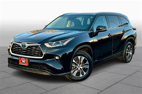 Pre-Owned 2021 Toyota Highlander Hybrid XLE Sport Utility in Danvers #MS037654 | Ira Lexus of ...
