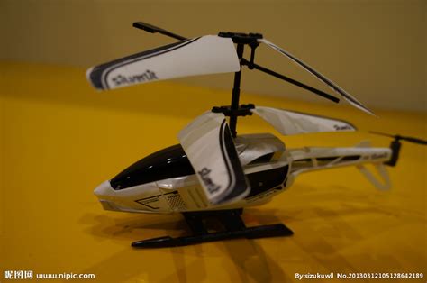 遥控直升飞机模型摄影图__其他_现代科技_摄影图库_昵图网nipic.com