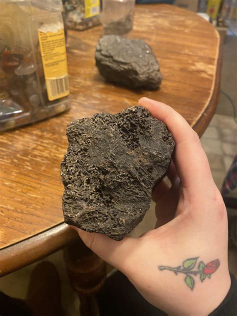 Meteorite identification? : r/Rocks