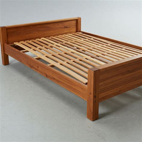 Best adjustable bed frame for back pain – Brown Rabbit Furniture