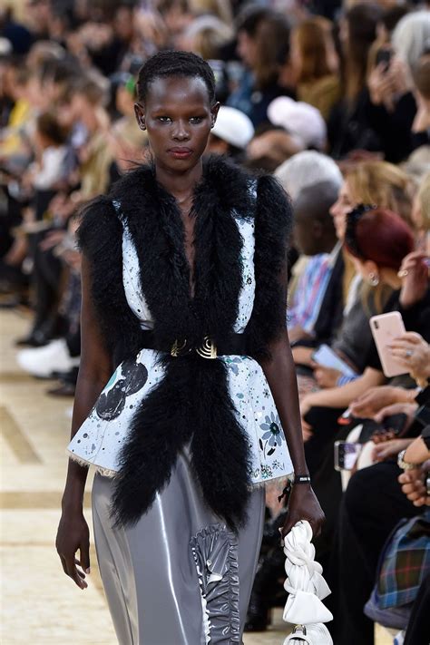 How fashion fell out of love with fur: the complete timeline | Vogue India