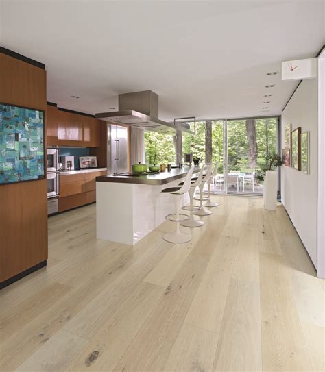 5/8" x 9-1/2" Prefinished Oak Ocean Drive Hardwood Flooring