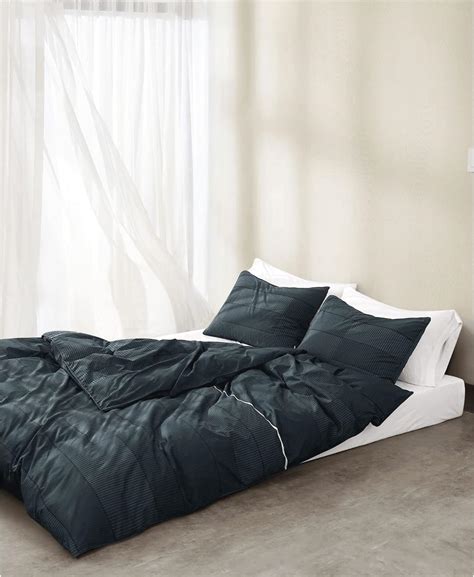 Calvin Klein Home Wythe Comforter Set - Queen Size - India | Ubuy