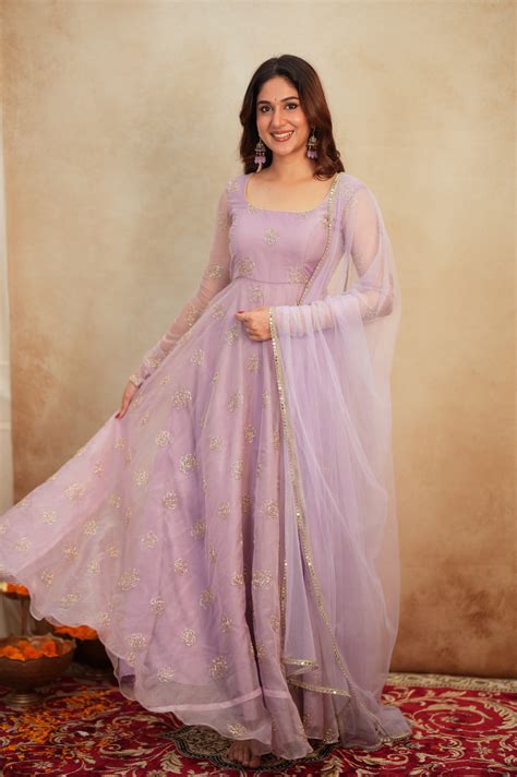 Nivi 2