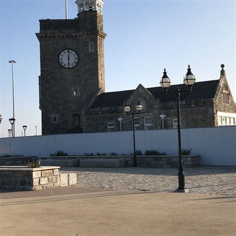 CLOCK TOWER SQUARE AND MARINA CURVE (2024) All You Need to Know BEFORE ...