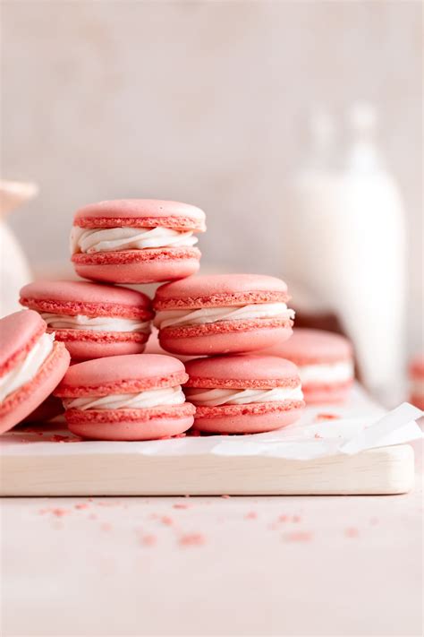 Foolproof Macaron Recipe (Step by Step!) - how to make french macarons ...