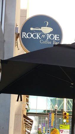 Delicious coffee made by a Barista that knows what he is doing ...