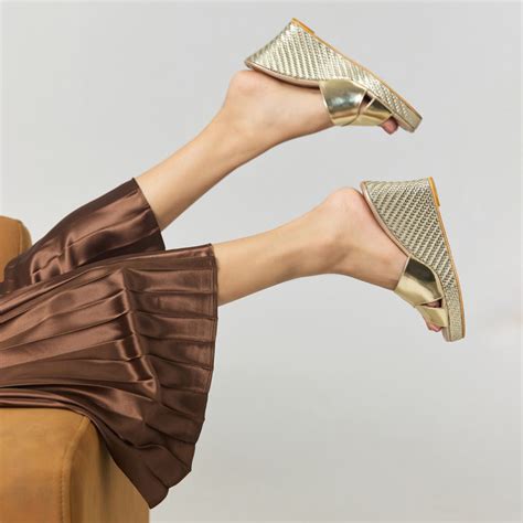 Wedges – tagged "Wedges" – Himali Doshi Label