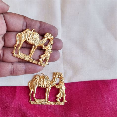 4 Pcs Pack Marco Polo with Camel Gold Jewelry Making Charms In Size ab ...