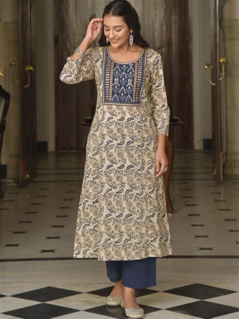 Blue Paisley Print Kurta with Yoke Embroidery – Saffron Threads