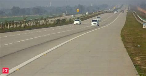 NHAI says may exceed FY21 target of 4,500 km in awarding projects - The ...