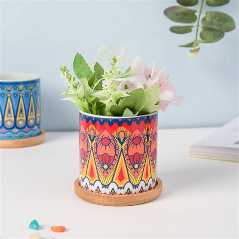 Beaming Red Planter With Coaster Online - Premium Planter | Nestasia