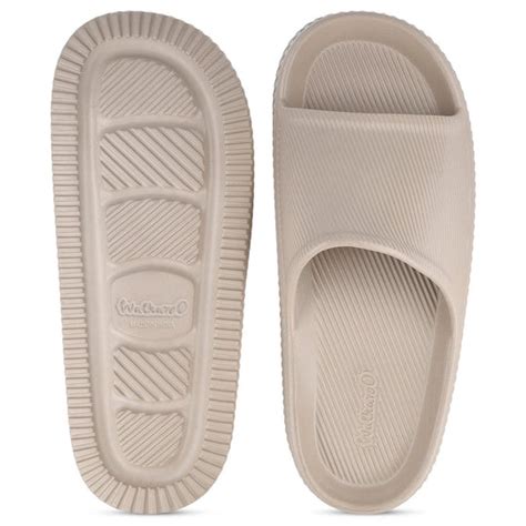 Shop Comfortable Slides for Men for Everyday Wear – Walkaroo Footwear