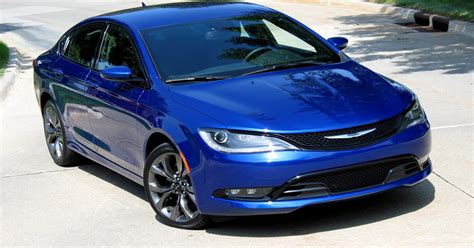 21st Century Pentastar: 2015 Chrysler 200 sedan