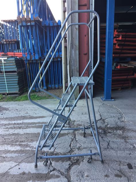 Used Ladders for Sale Near Me 的图像结果