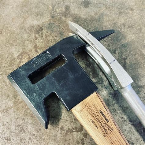 The BADAXX - 6 Lb / Hickory Handle – Two Devils Tools