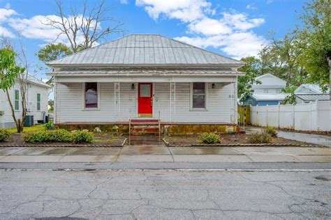 105 E Calhoun St, Plant City, FL 33563 | Homes.com