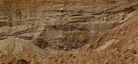 what are the examples of lacustrine rocks? - Brainly.in