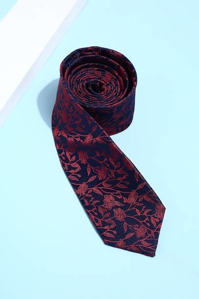 Buy Men Navy Embroidered Tie Online - 39710789 | Peter England