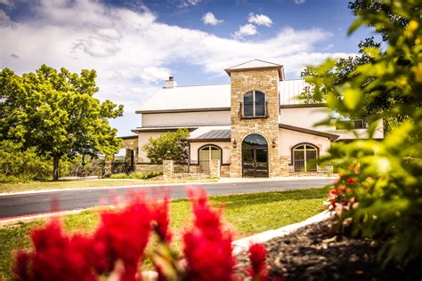 Flat Creek Estate Winery & Vineyard Signs Distribution Agreement with ...