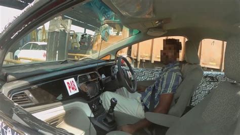 Mahindra U321 MPV Interior Revealed in Latest Spy Image » Car Blog India
