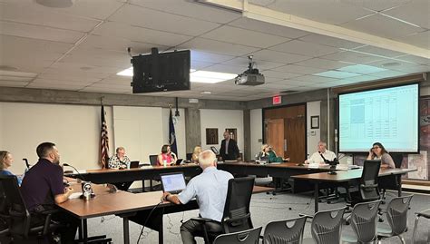 USD 383 board members thank Superintendent Wade for service to district ...