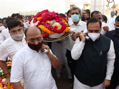 Rajya Sabha MP Abhay Bhardwaj body arrives in Ahmedabad, funeral to be ...