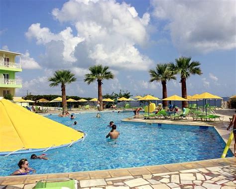 ERI BEACH & VILLAGE HOTEL (Limenas Chersonisou) - Hotel Reviews, Photos ...